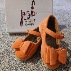 Orange Piperdoodle Bow Shoes